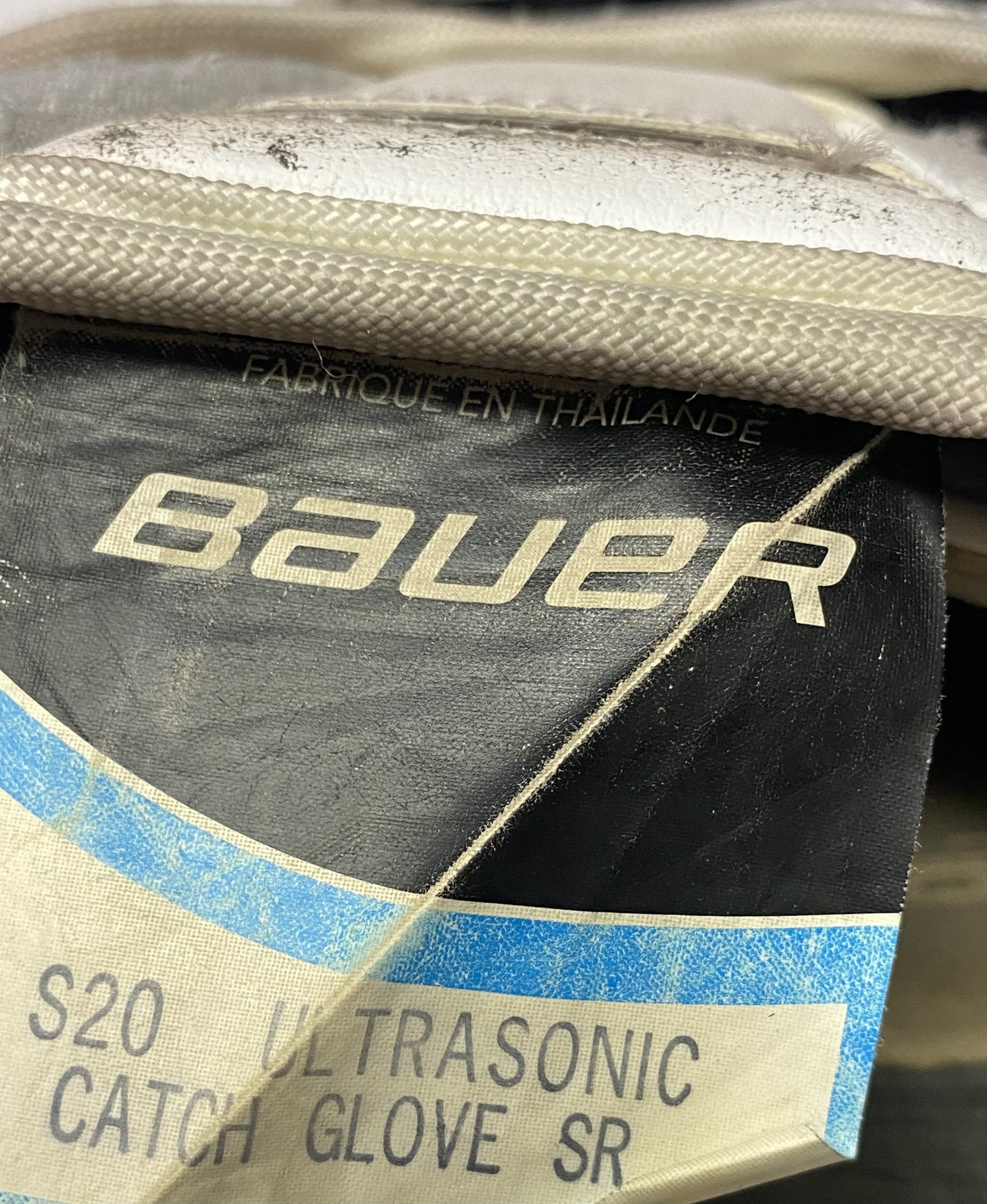 Bauer Supreme Ultrasonic Goalie Trapper Reg -Sr Wht-Sports Replay - Sports Excellence-Sports Replay - Sports Excellence