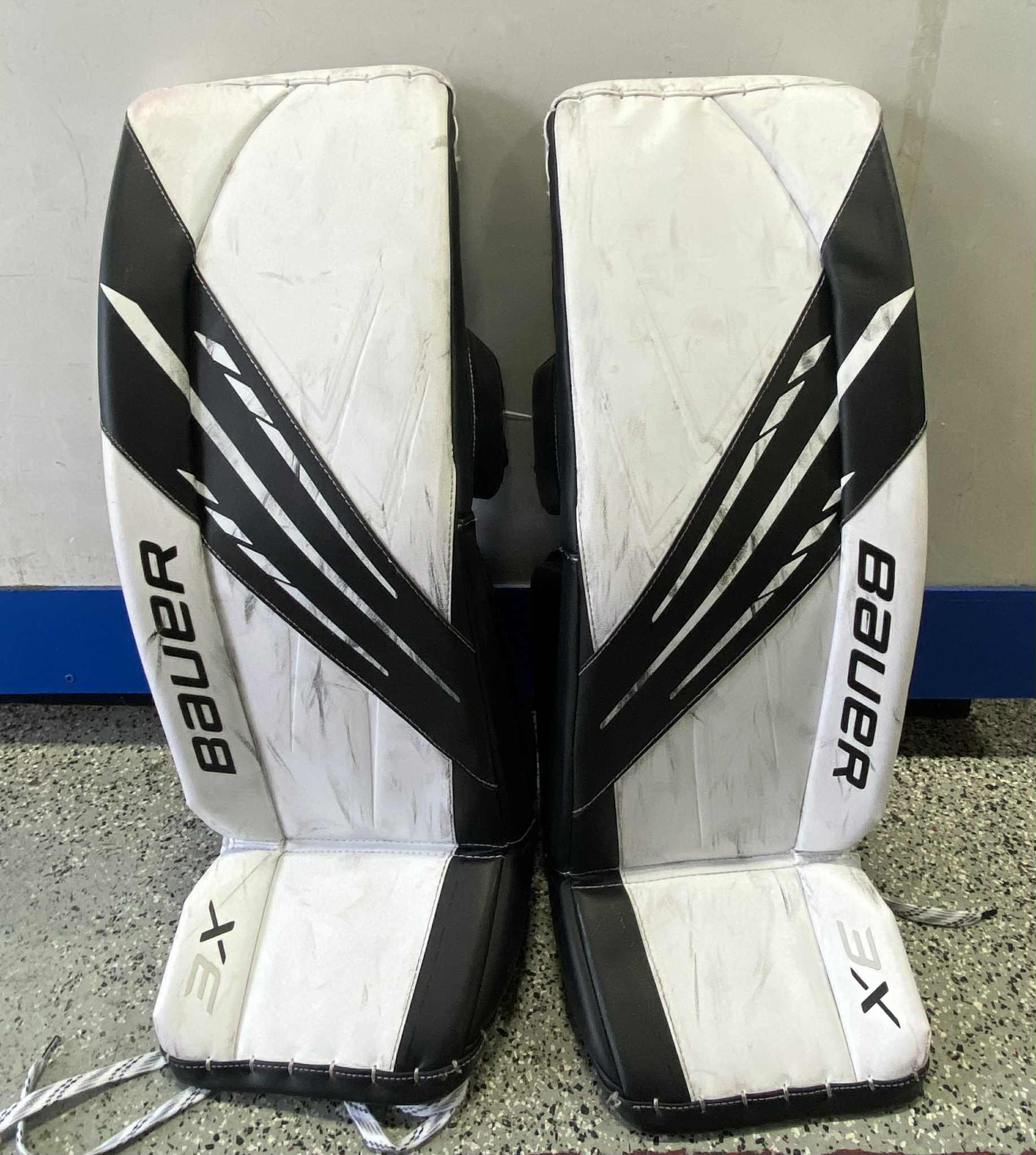 Bauer Vapor 3X Hockey Goalie Leg Pads Int 32+1-Sports Replay - Sports Excellence-Sports Replay - Sports Excellence