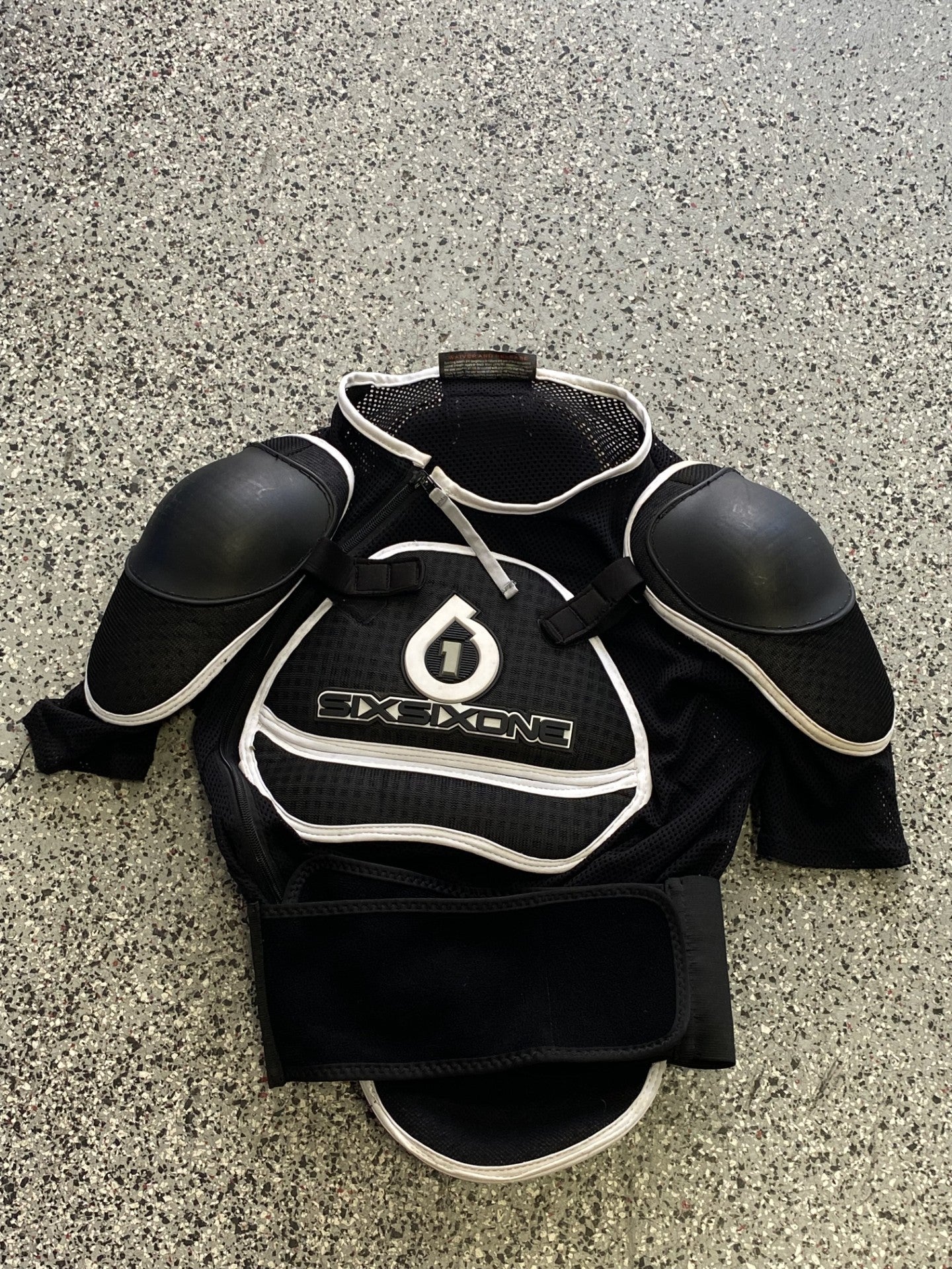 Sixsixone Downhill Chest Protector Sr Small-Sports Replay - Sports Excellence-Sports Replay - Sports Excellence